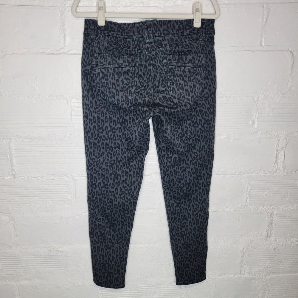 Democracy Ab Technology Women's Size 10 Jeans Animal Print - Picture 2 of 5